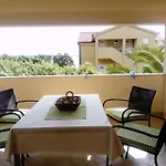 Apartment Lea *