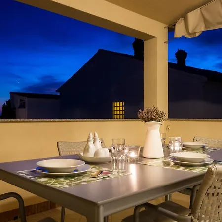 Lea - With Terrace Lejlighed